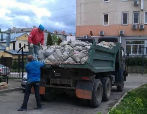 Вывоз строительного мусора (самосвалы, газели). Грузчики стоимость услуг и где заказать - Саранск