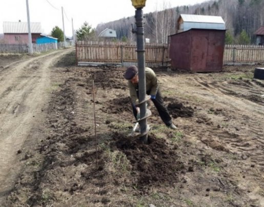 Бурение ям и отверстий в грунте - услуги бурояма и бензобура стоимость услуг и где заказать - Саранск