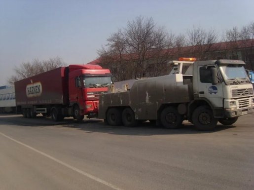 Эвакуация грузовой техники. Техпомощь стоимость услуг и где заказать - Саранск