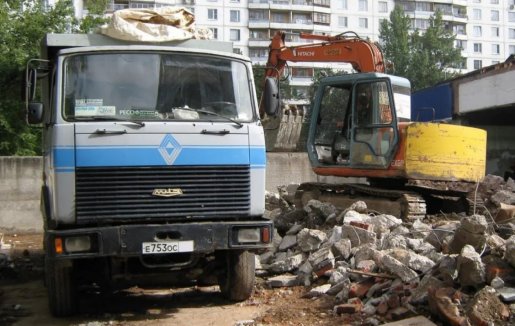 Вывоз строительного мусора, погрузчики, самосвалы, грузчики стоимость услуг и где заказать - Саранск