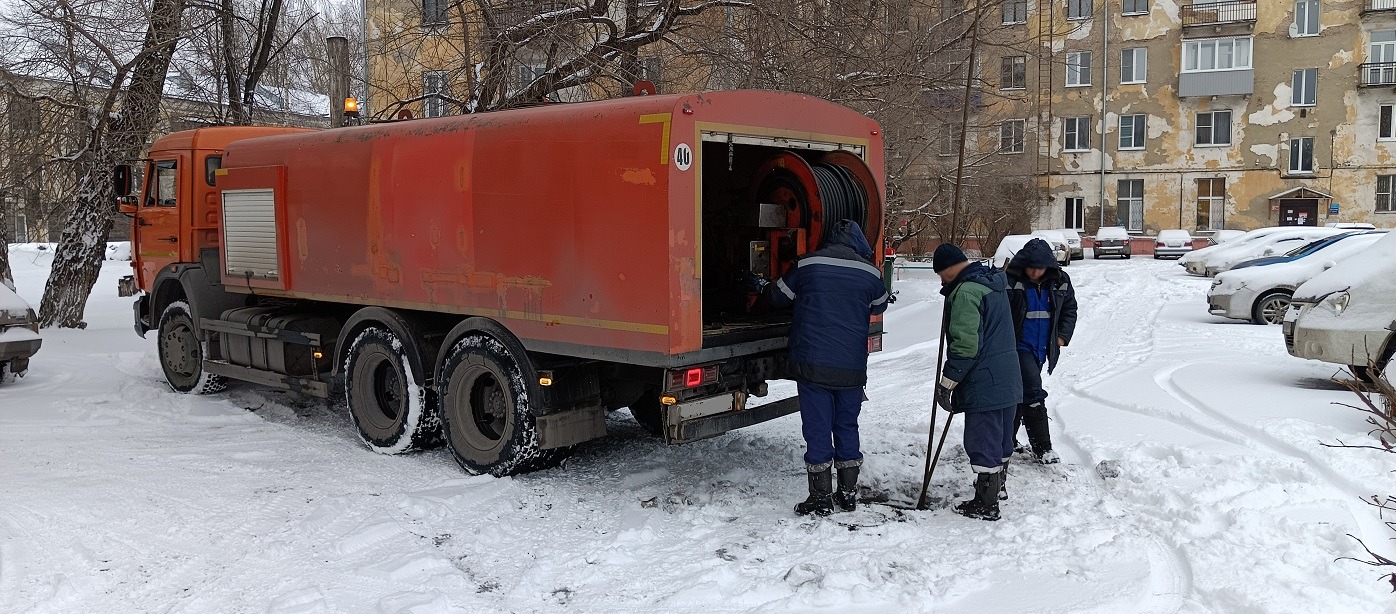 Прочистка канализации от засоров гидропромывочной машиной и специальным оборудованием в Мордовии